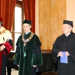 Doktorat honoris causa dla sir Neville'a Marrinera