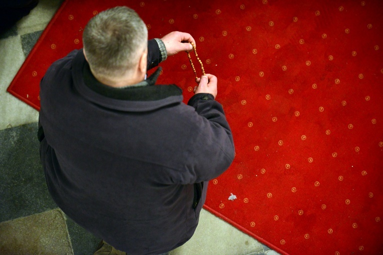 Różaniec za świdniczan