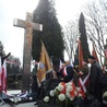 W południe odsłonięto "Mogiłę - Pomnik Zamordowanych na Zamku Lubelskim w latach 1944-54”. 
