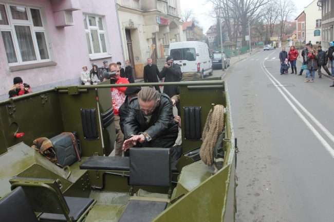 Zabrali pułkownika!