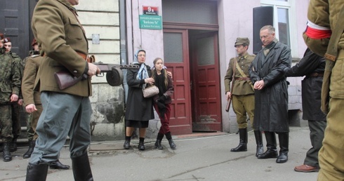 Zabrali pułkownika!