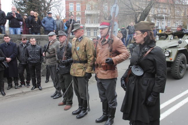 Zabrali pułkownika!