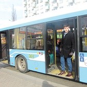 Maciej Biskup nie boi się pasażerów na gapę. – Może dzięki temu coś przeżyją? – mówi