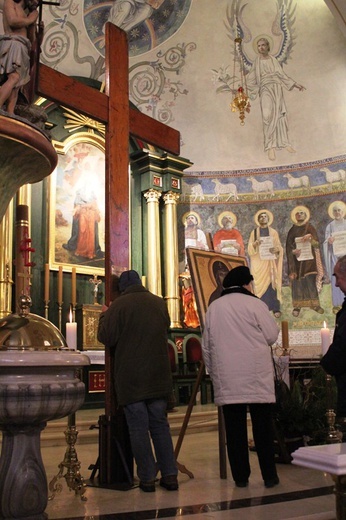 Krzyż ŚDM ikona Matki Bożej w Ustroniu