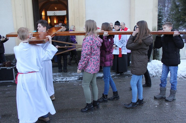 Krzyż ŚDM i ikona Matki Bożej w Wiśle