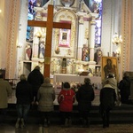 Krzyż ŚDM i ikona Matki Bożej w Rajczy