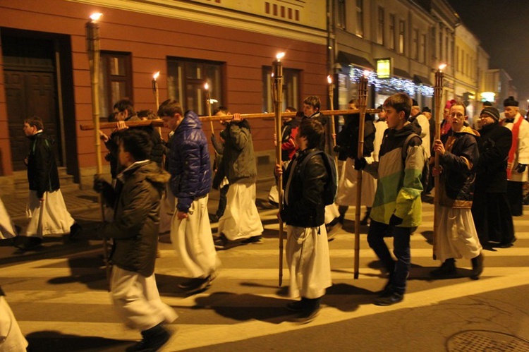 Krzyż ŚDM i ikona Matki Bożej w Żywcu