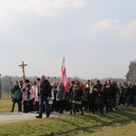 Droga Krzyżowa o trzeźwość narodu w KL Auschwitz-Birkenau