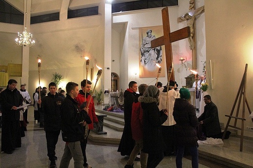 Krzyż i ikona Matki Bożej w Szczyrku