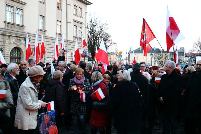 Marsz "W obronie demokracji i wolności mediów". Kraków 2015