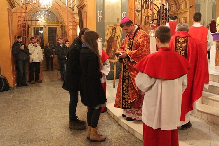 Krzyż i ikona Matki Bożej w Bielsku-Białej - cz. 1