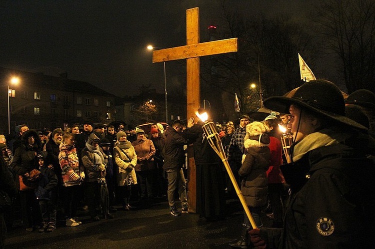 Krzyż i ikona Matki Bożej w Bielsku-Białej - cz. 1