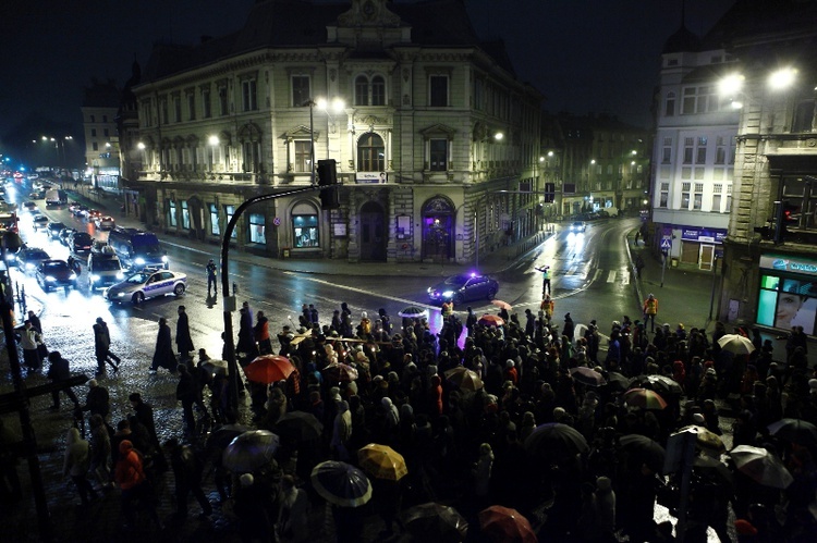 Krzyż i ikona Matki Bożej w Bielsku-Białej - cz. 2