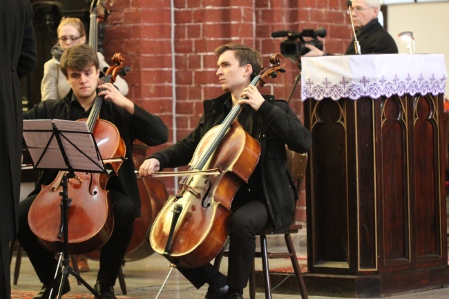 Miłość ponad wszystko