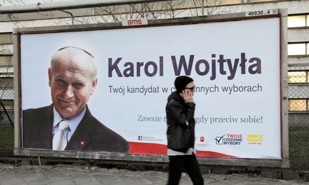 Wojtyła na wyborczych plakatach?