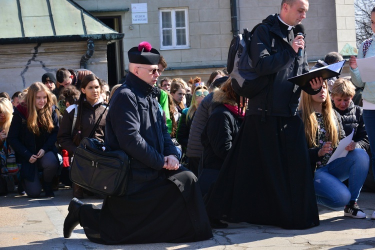 Maturzyści - Droga Krzyżowa