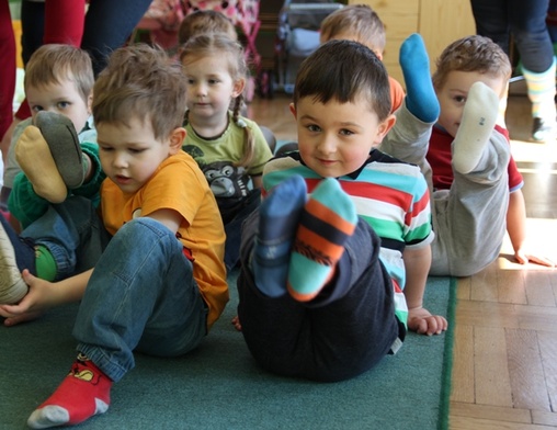 Dzień kolorowej skarpetki w przedszkolu nr 11 w Czechowicach-Dziedzicach