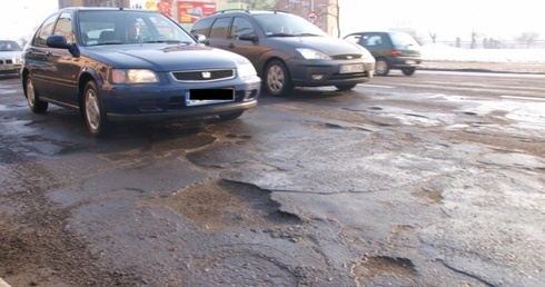 Dziury pod pręgierzem