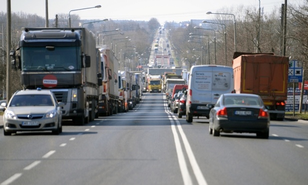 Radomska "siódemka" podczas protestu transportowców