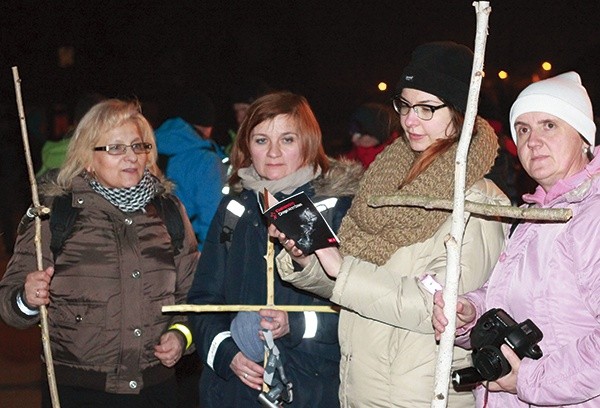 Rozważanie pierwszej stacji  pod mielecką bazyliką