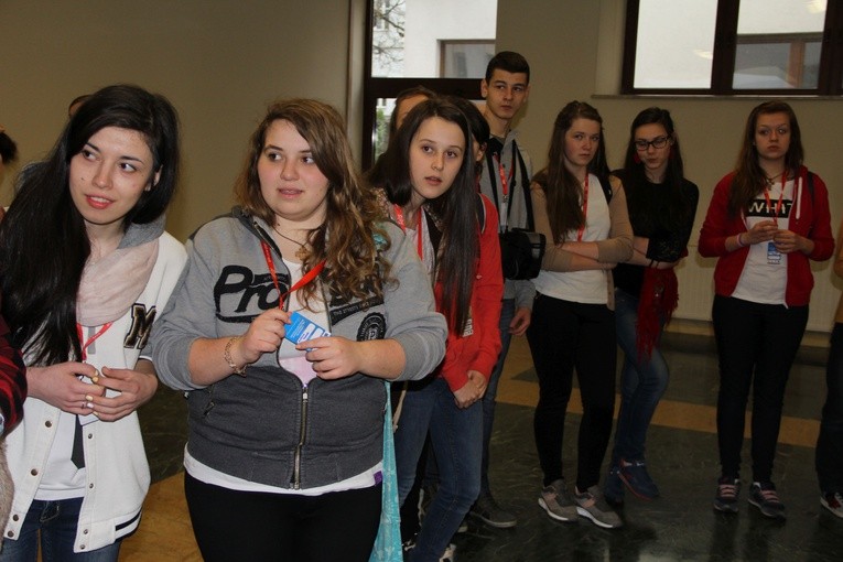 Forum młodzieży - warsztaty uwielbieniowe