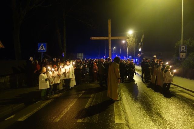 Droga Krzyżowa ulicami Poronina