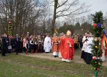 Bp Henryk Tomasik święci pola radomskiego skansenu