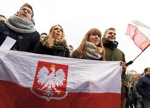 Po wyborach samorządowych w całym kraju odbyły się demonstracje ludzi niezadowolonych  z ich skandalicznej organizacji