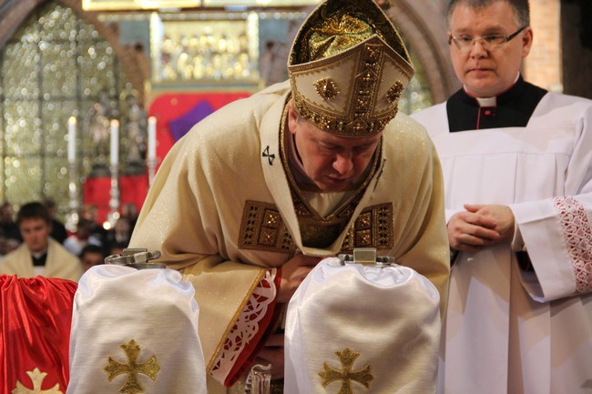 Msza Krzyżma w katedrze wrocławskiej