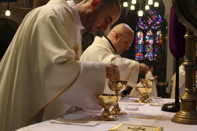 Msza Krzyżma w katedrze wrocławskiej