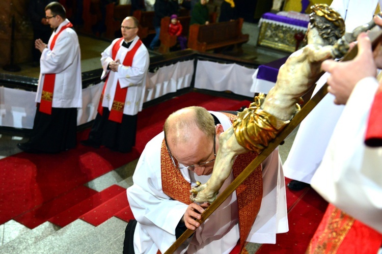 Wielki Piątek - Krzyż