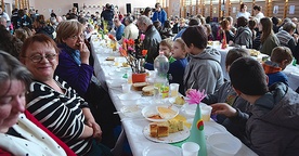  Świąteczne spotkania dla samotnych i ubogich mieszkańców Słupska odbywają się od 9 lat