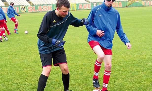 Pierwsza w Polsce drużyna piłki nożnej dla niewidomych powstała we Wrocławiu