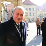 Hołd pamięci Marii i Lecha Kaczyńskich