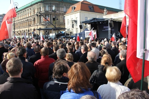 Piąta rocznica katastrofy smoleńskiej na Krakowskim Przedmieściu