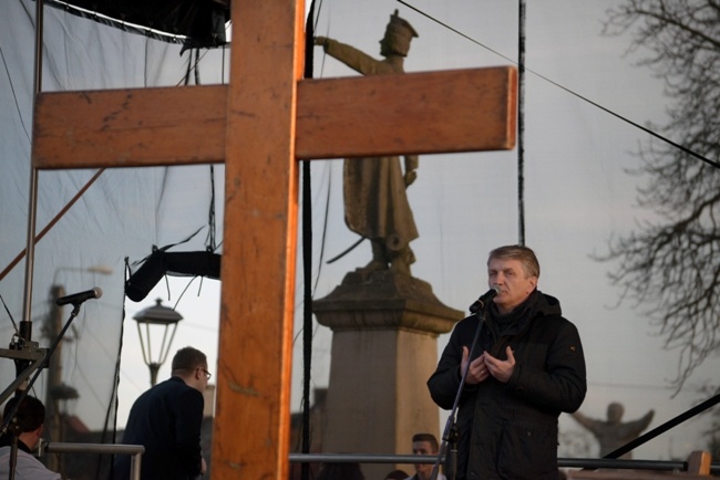 Peregrynacja symboli ŚDM w Szydłowcu i Opocznie