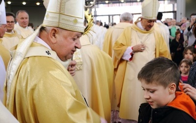 Kardynał i siostra Radość zapraszają na ŚDM