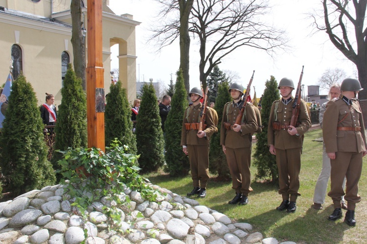 Obchody 75. rocznicy zbrodni katyńskiej w Skierniewicach