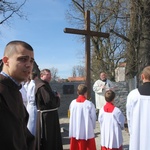 Krzyż w parafii franciszkańskiej w Gliwicach