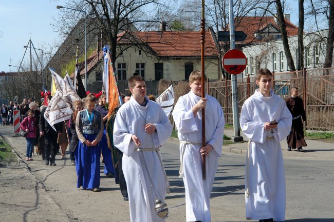 Krzyż w parafii franciszkańskiej w Gliwicach