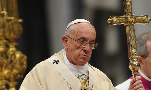 Franciszek: Kościół nie może gromadzić bogactw, ale...