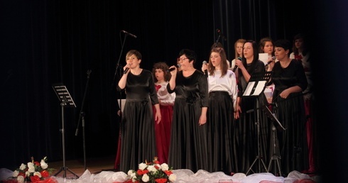 Śpiewająca pamięć o świętym