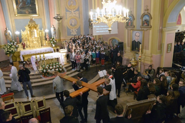 Symbole ŚDM w Przysusze, Kozienicach, Jedlińsku i Zwoleniu