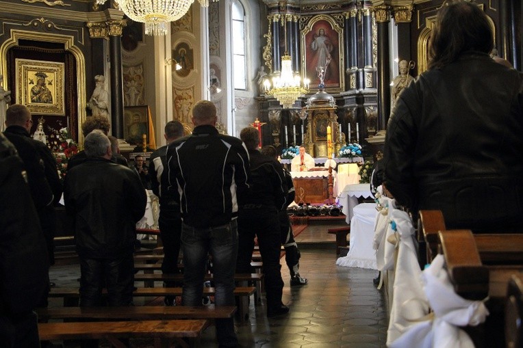 Otwarcie sezonu motocyklowego w Łęczycy