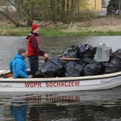 W sobotę 18 kwietnia odbyło się sprzątanie rzeki Bzury
