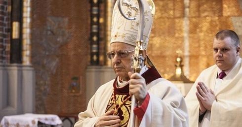 Kard. Baldisseri: bądźmy miłosierni