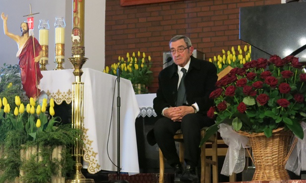 Arturo Mari w Harmężach