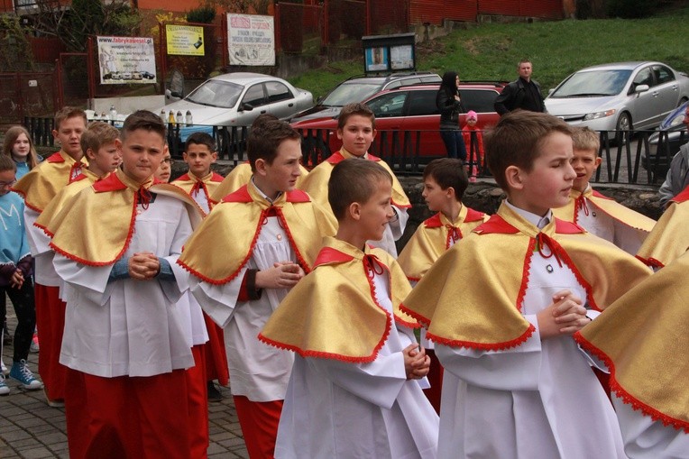 Relikwie św. Jana Pawła II w Podegrodziu