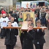 Powitanie krzyża i maryjnej ikony