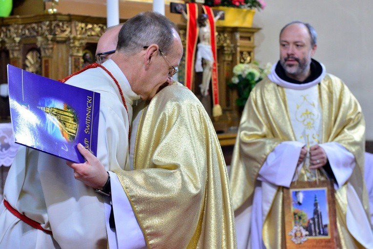 50 lat przy ołtarzu w Kłodzku